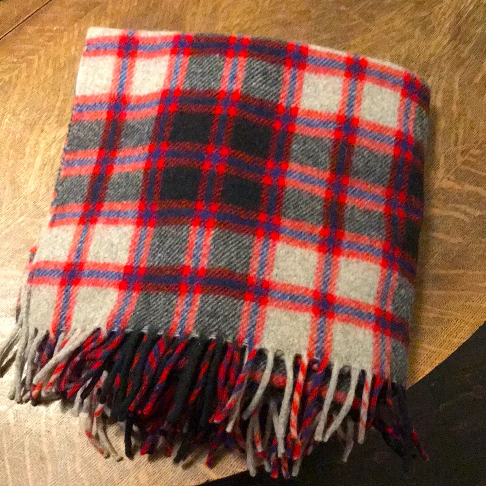 Vintage Troy robe wool blanket.  Nice and clean - smoke free house.  51 x 58.